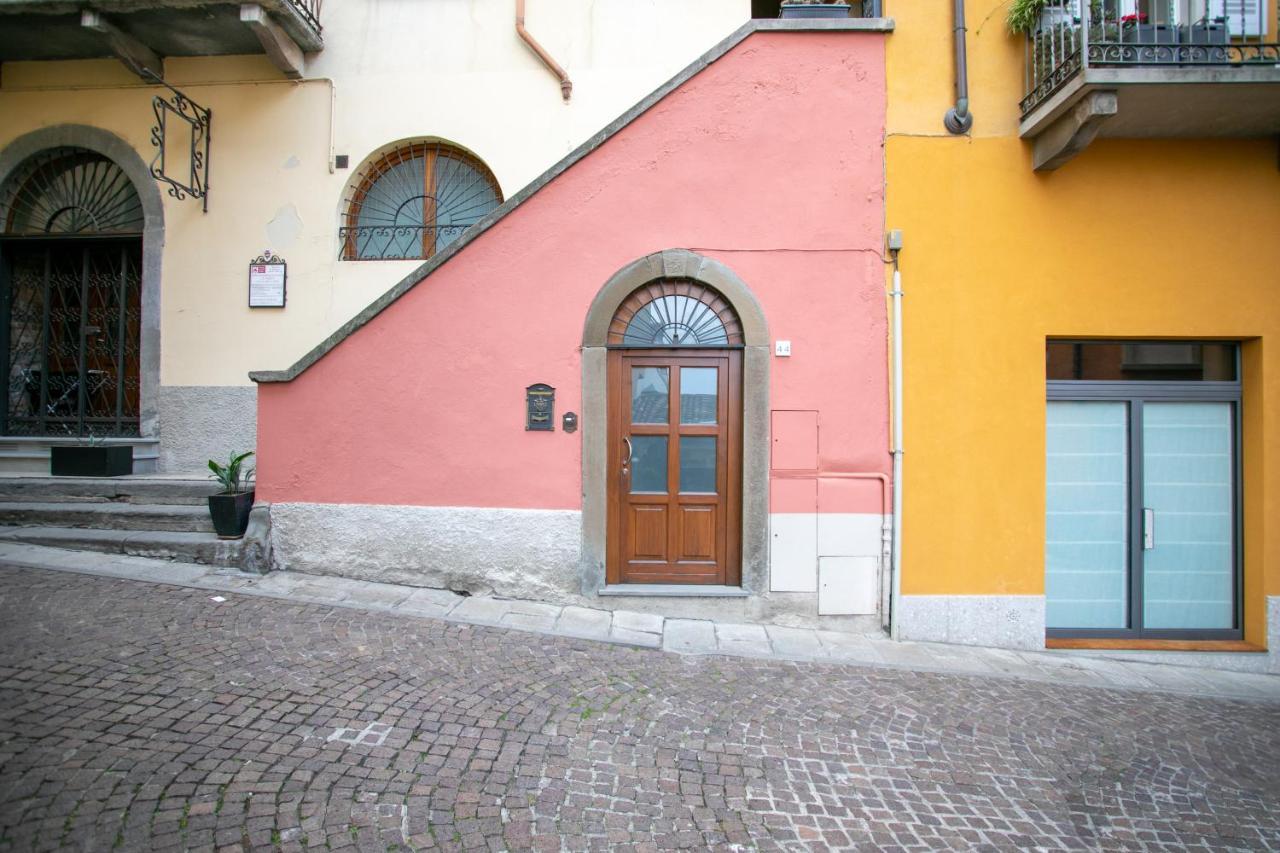 La Chicca Di Paola Lägenhet Lovere Exteriör bild